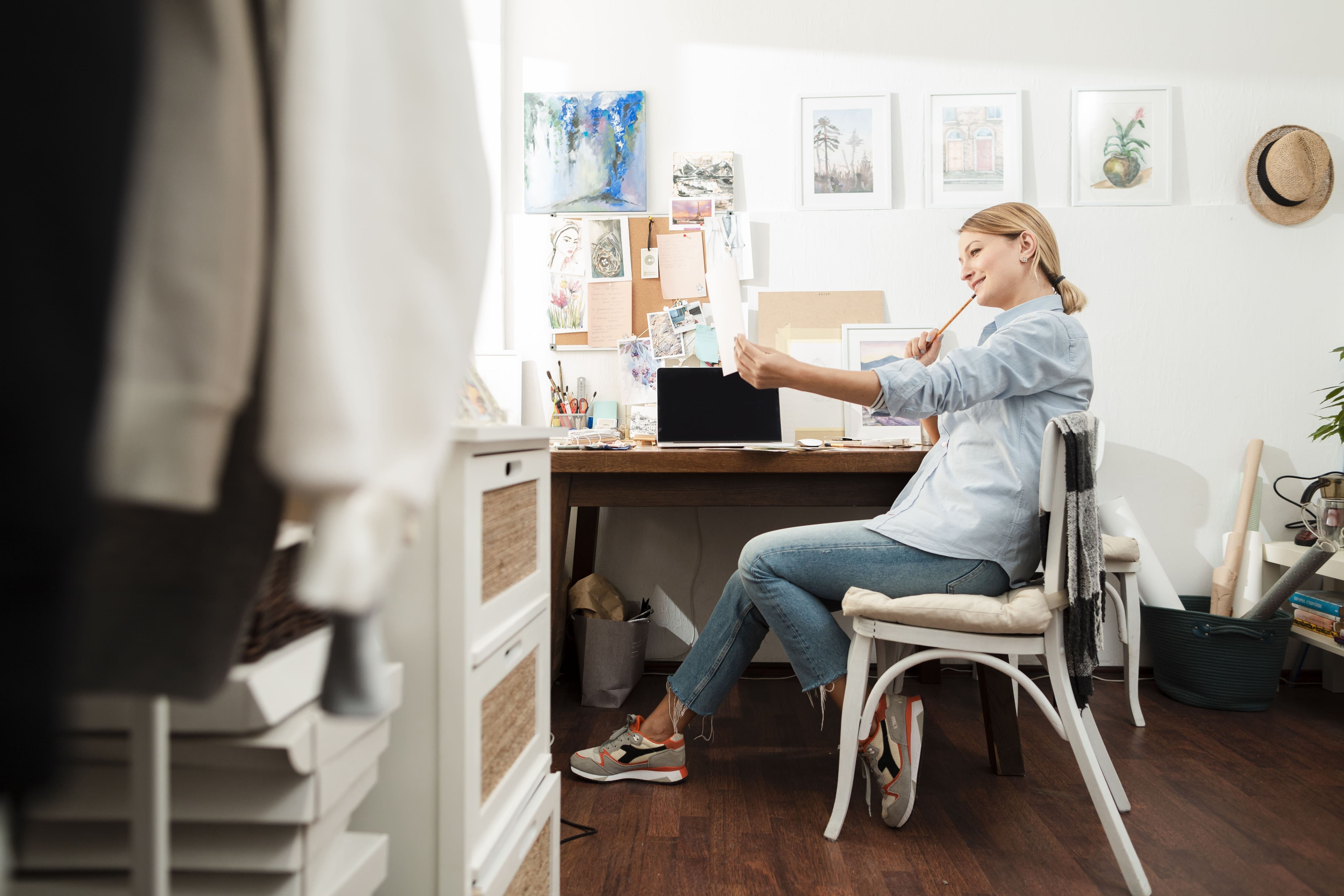 Small space study setup